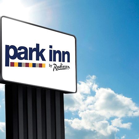Park Inn By Radisson Walnut Creek Exterior photo