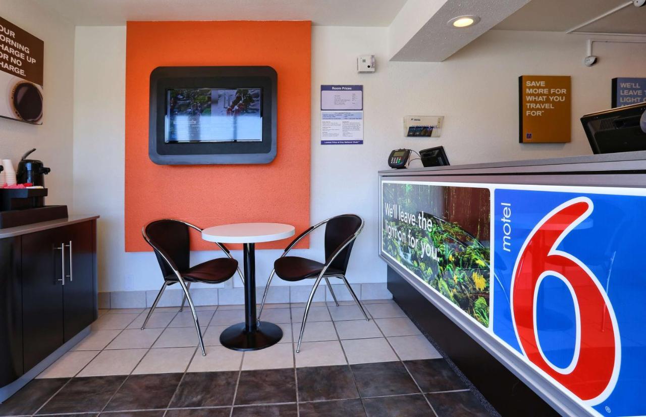 Park Inn By Radisson Walnut Creek Exterior photo