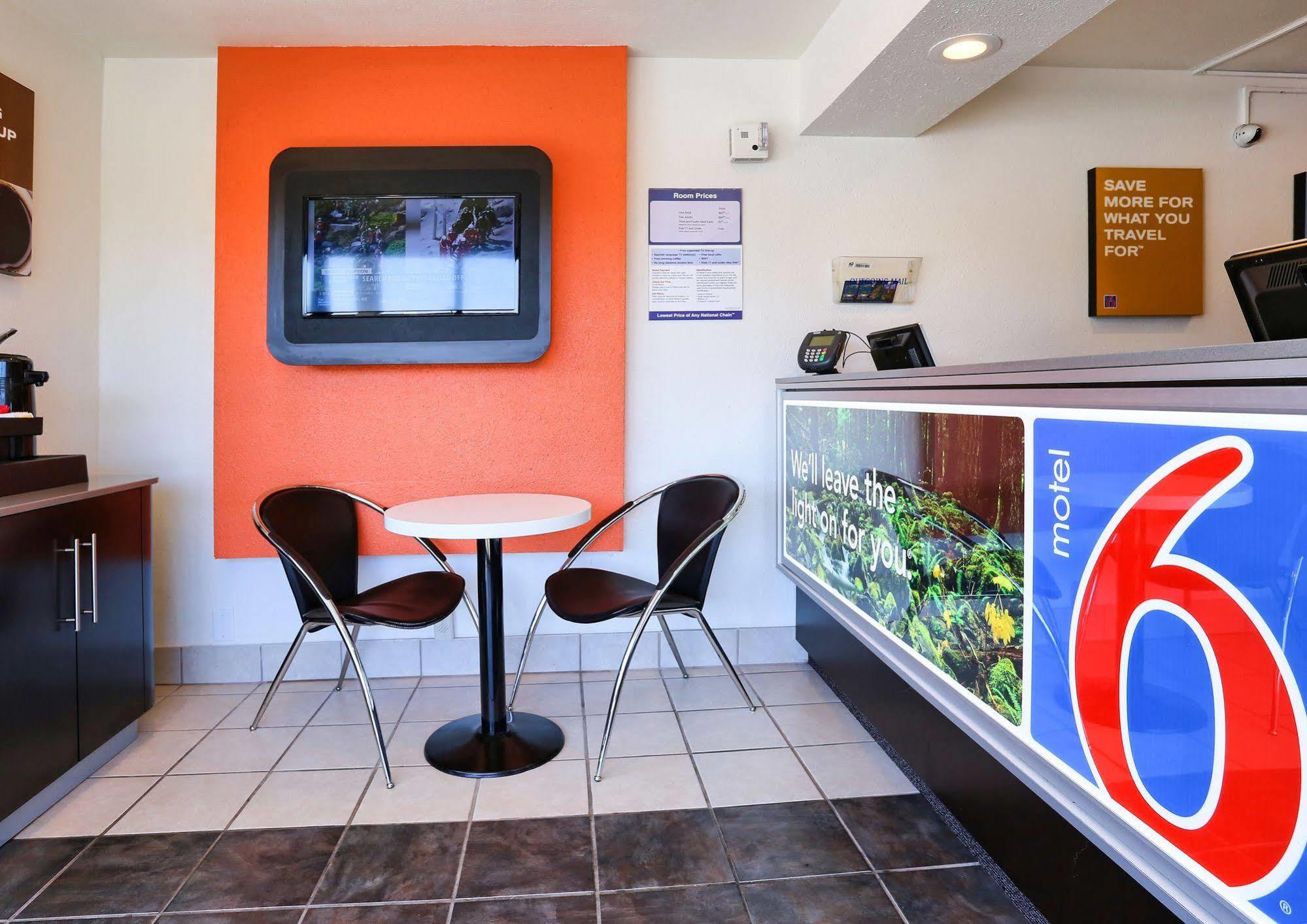 Park Inn By Radisson Walnut Creek Exterior photo